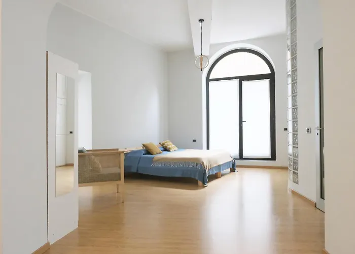 Comecasa Bright City Flat With Private Terrace